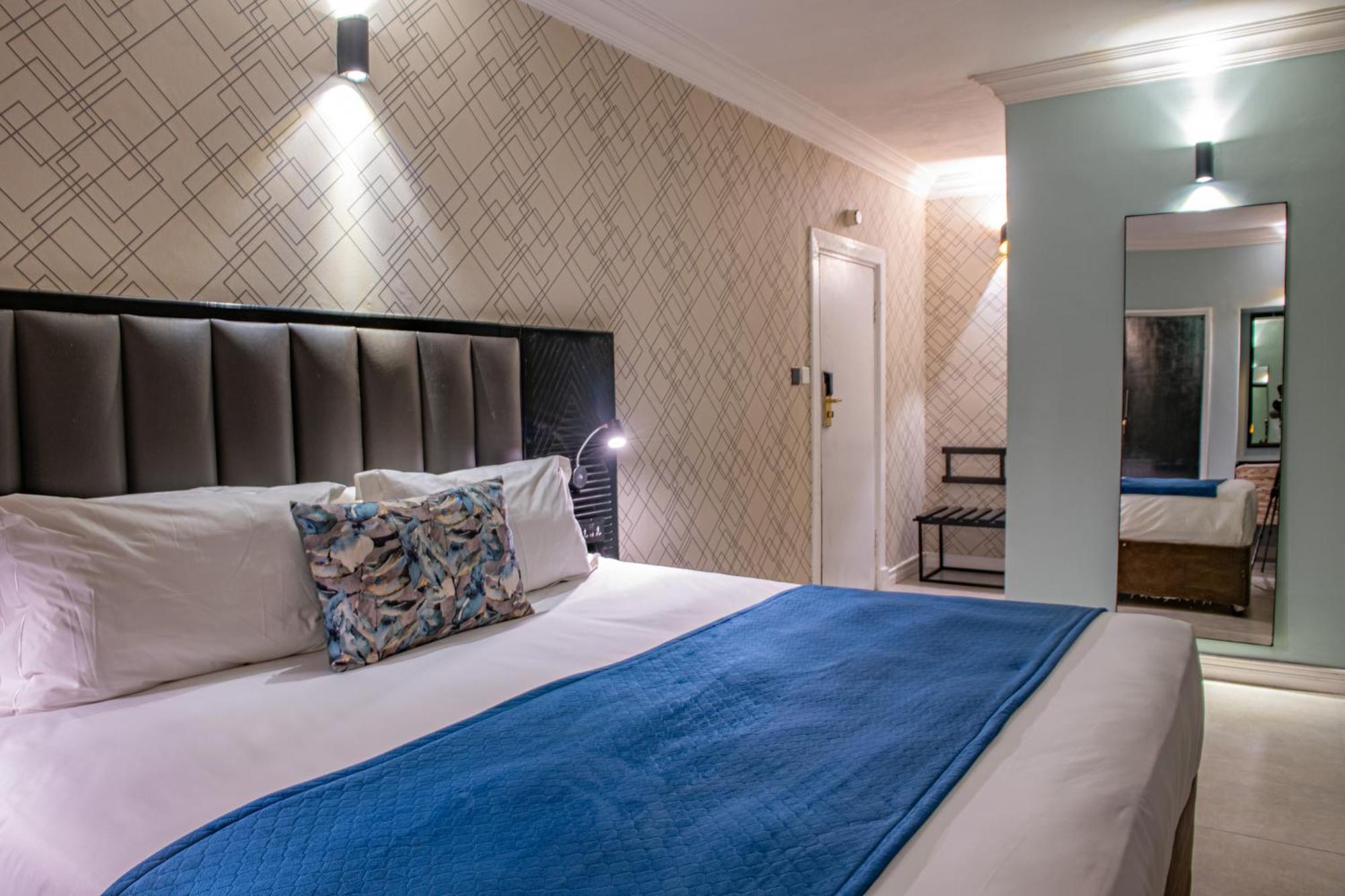 Hotel New Ambassador