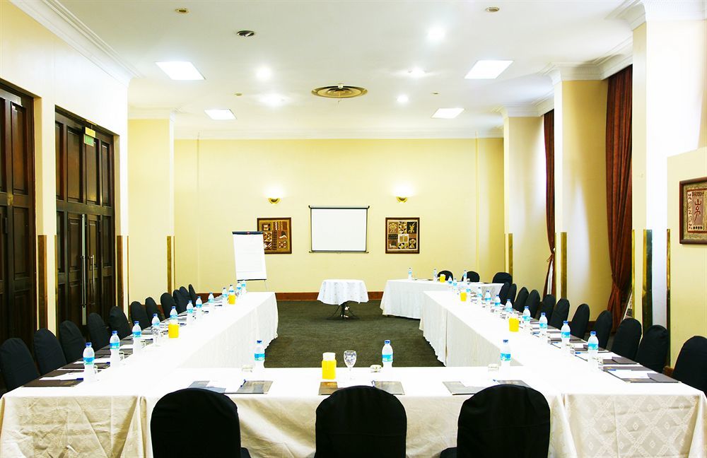 Hotel New Ambassador